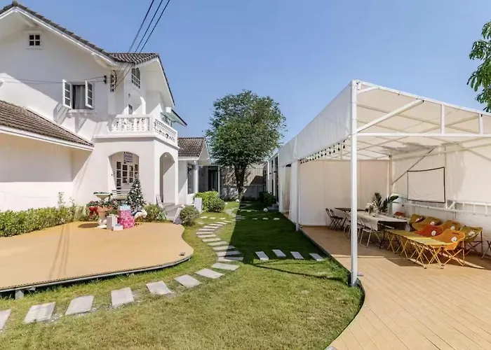 Coolplay House Guest house Bangkok